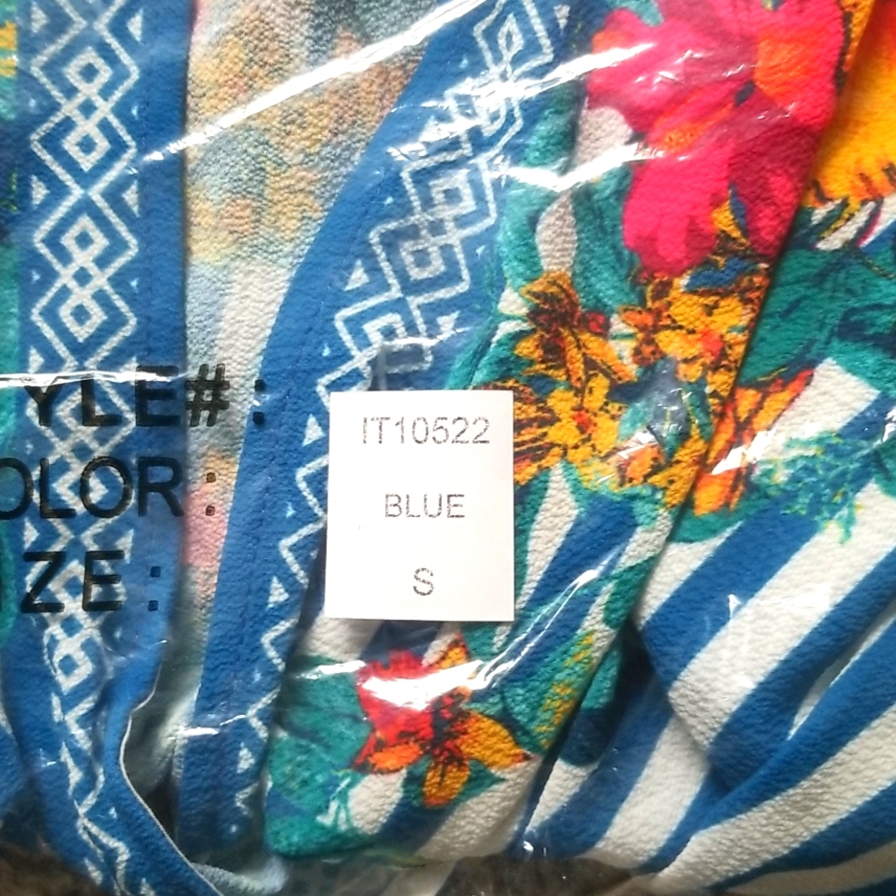 Beautiful Striped Floral Print Top small - Picture 3 of 3